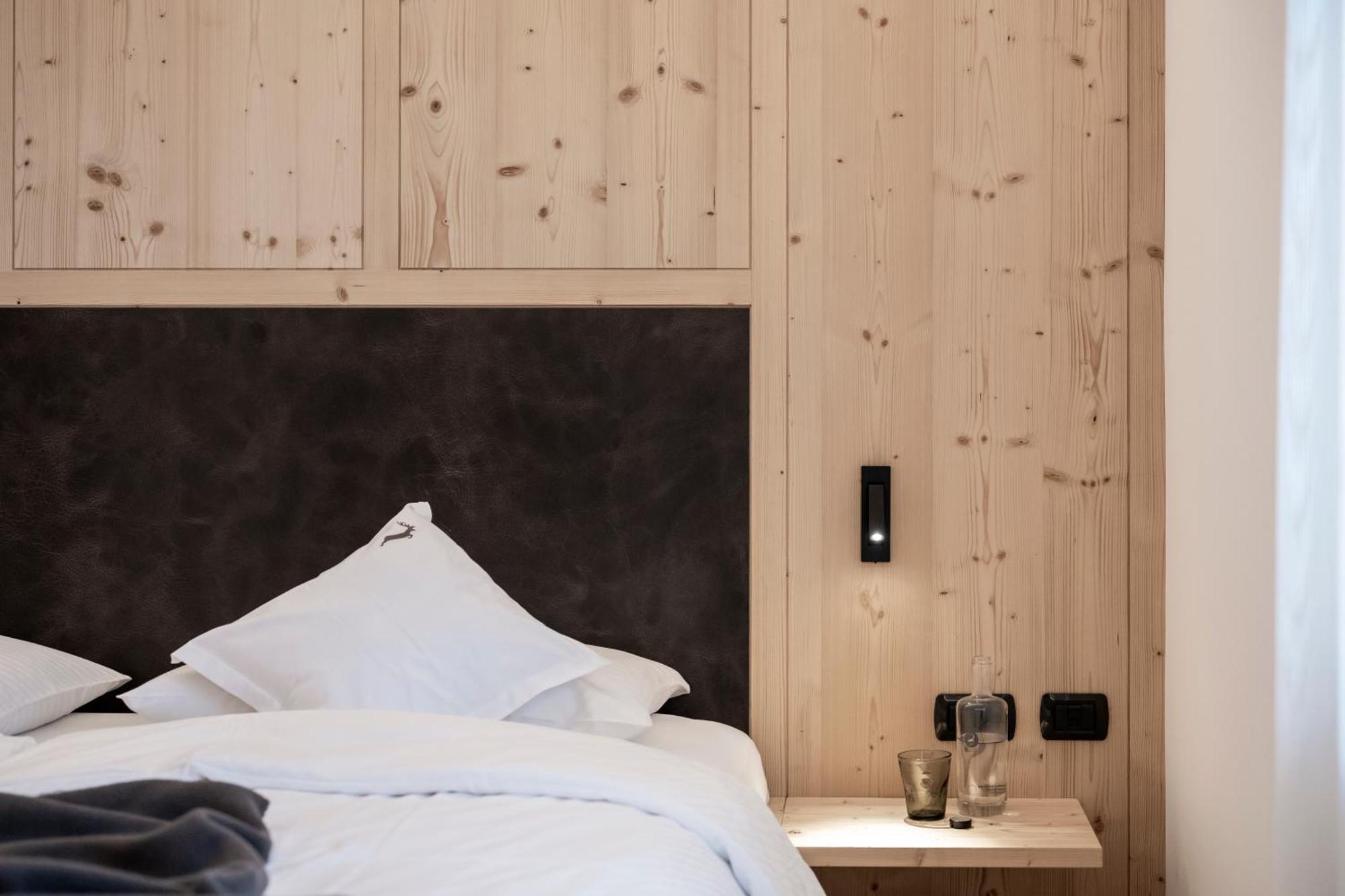 Hotel & Gasthof Zum Hirschen San Genesio Atesino Kültér fotó